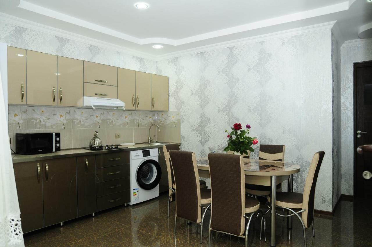 Guest House Ivo Borjomi Εξωτερικό φωτογραφία