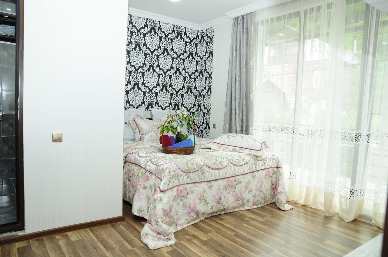 Guest House Ivo Borjomi Εξωτερικό φωτογραφία